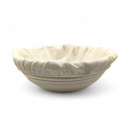 22cm round ratten bread proofing basket with cloth liner for baking sourdough on white background